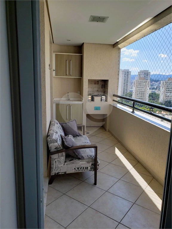 apartamento 3 dormitórios,1 suíte, 2 vagas fixas , varanda gourmet , armários , 