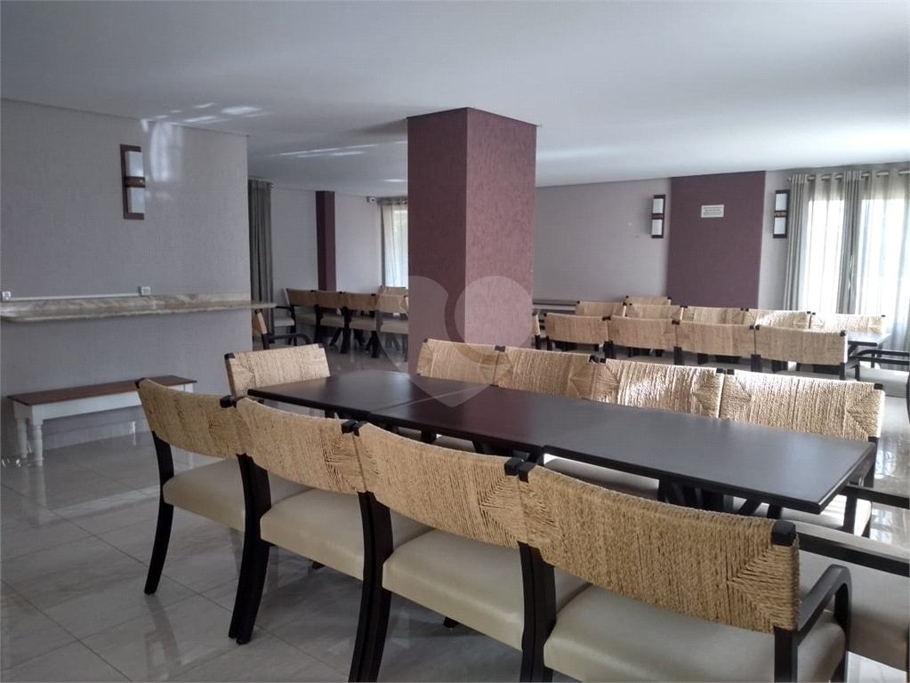 apartamento 3 dormitórios,1 suíte, 2 vagas fixas , varanda gourmet , armários , 