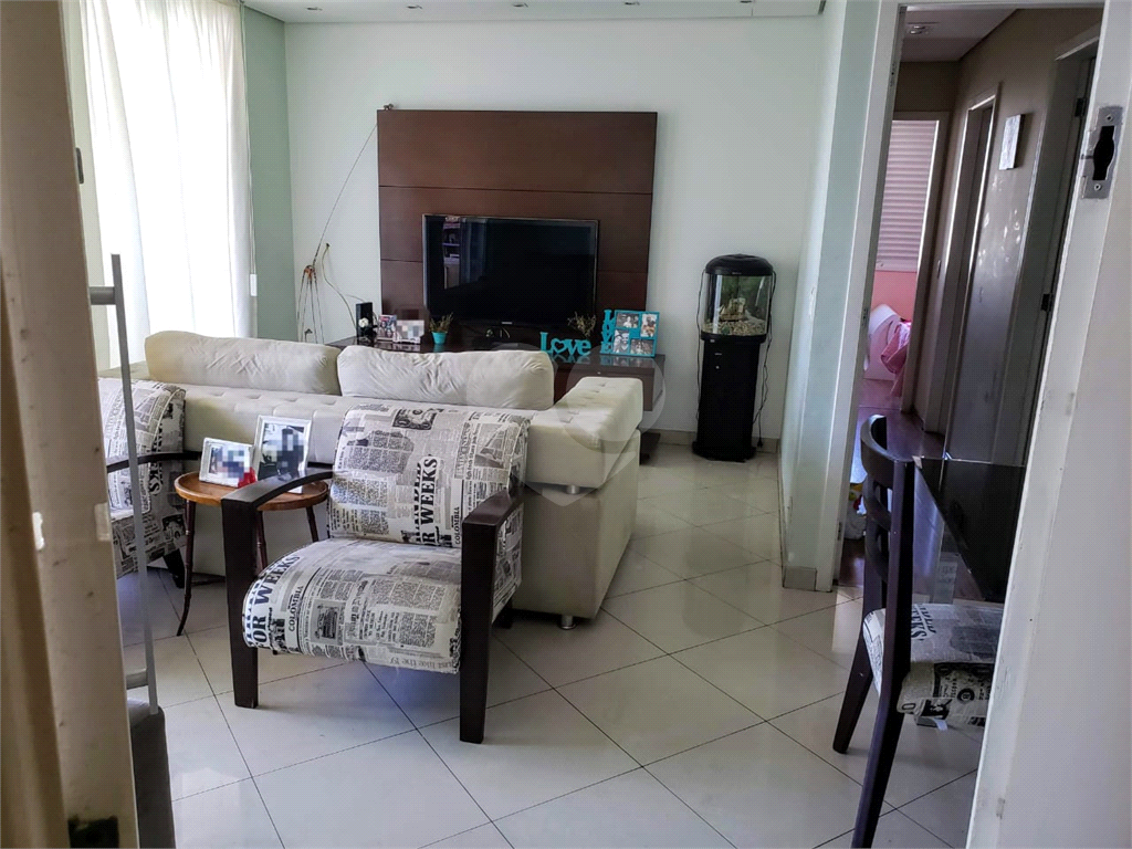apartamento 3 dormitórios,1 suíte, 2 vagas fixas , varanda gourmet , armários , 