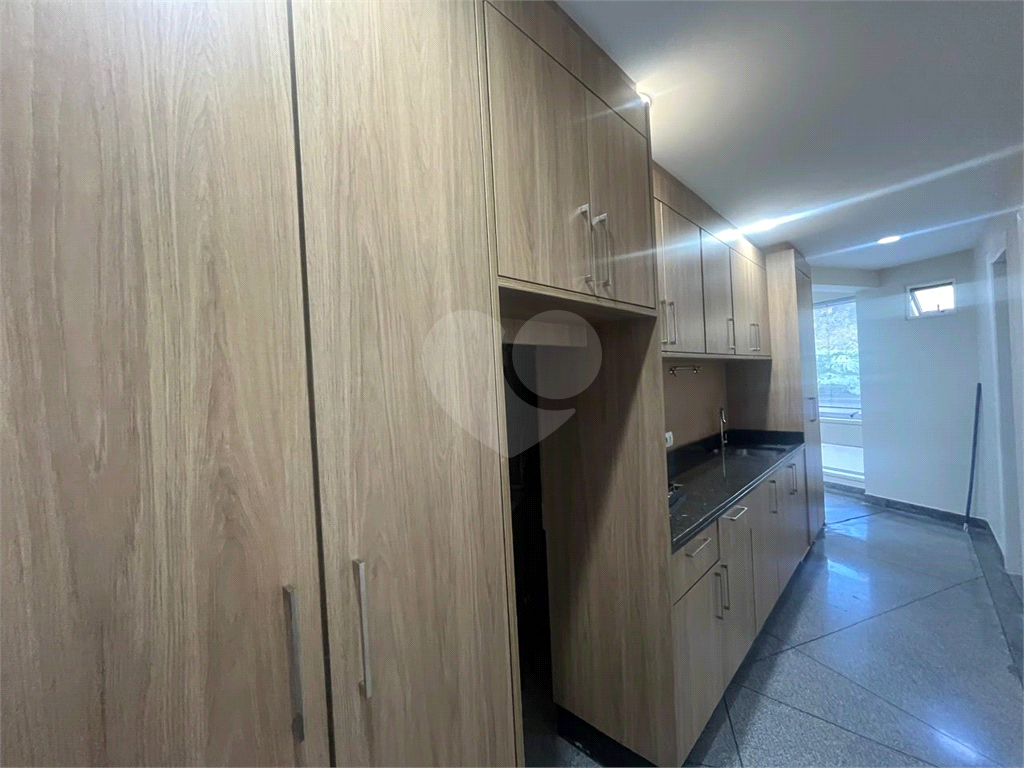 VENDA - LOCACAO PREDIO COMERCIAL - 3 ANDARES - PACAEMBU - 11 BANHEIROS - 12 VAGAS 