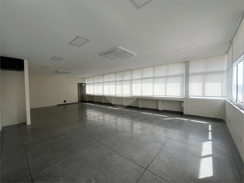 VENDA - LOCACAO PREDIO COMERCIAL - 3 ANDARES - PACAEMBU - 11 BANHEIROS - 12 VAGAS 