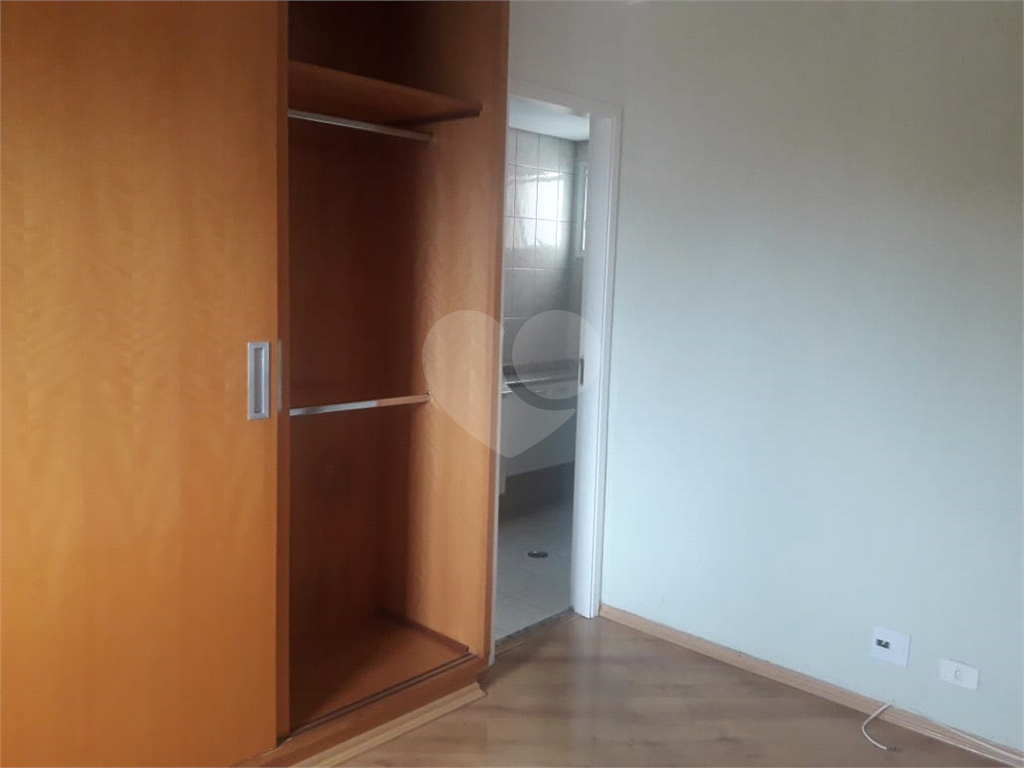 Apartamento Parada Inglesa- Pertinho do metro- 03 dormitorios- 01 suite - com armários planejados.