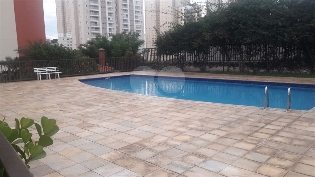 Apartamento Parada Inglesa- Pertinho do metro- 03 dormitorios- 01 suite - com armários planejados.