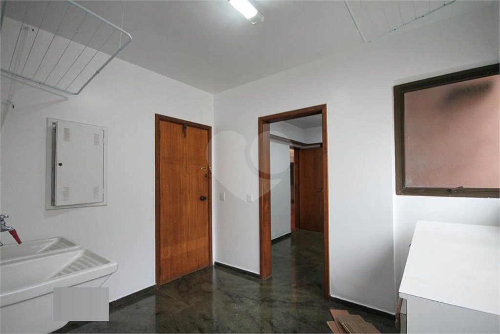 Apartamento com piscina, sacada gourmet, zona sul