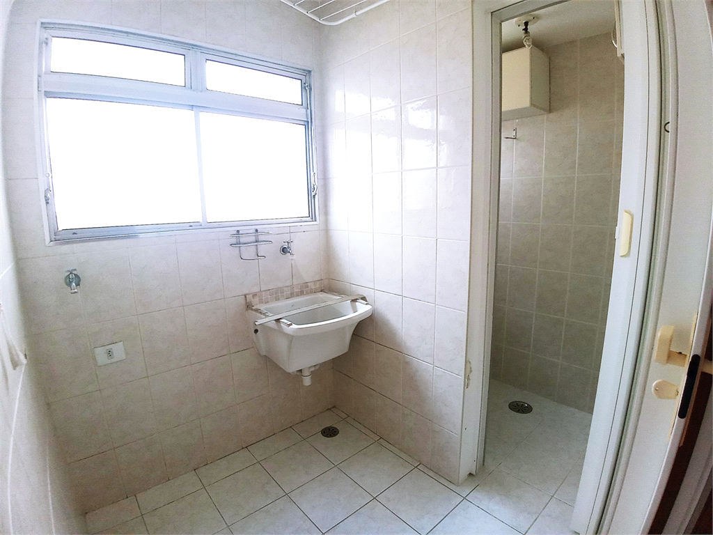 Apartamento à venda com 2 quartos, 58m² - Foto 17