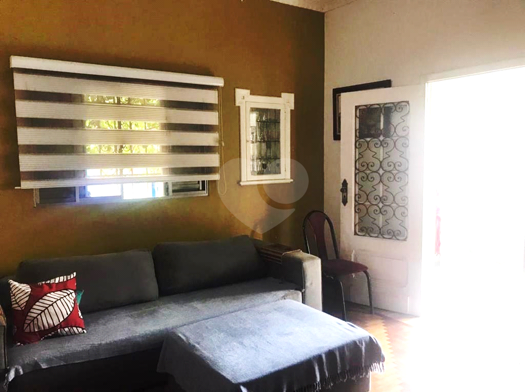 Sobrado comercial e ou residencial. 15 minutos a pé para o Metrô
