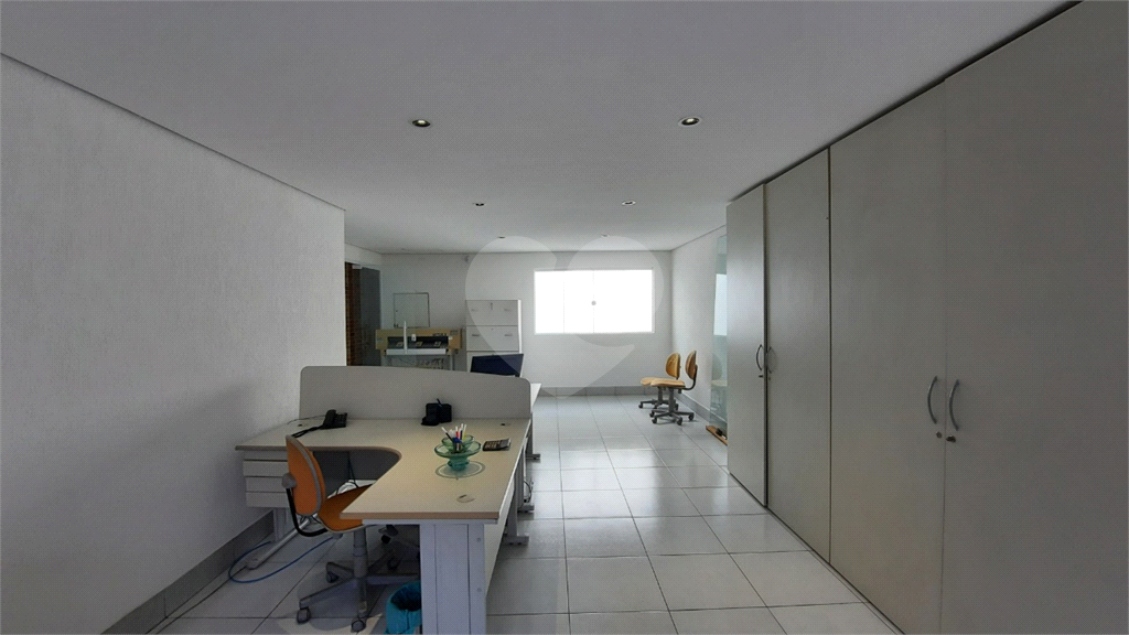 Prédio comercial no Jardim São Paulo