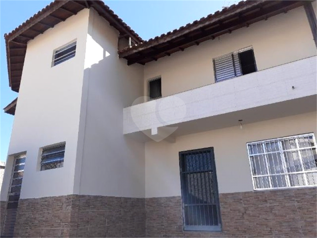 Sobrado Jardim Gopouva 
