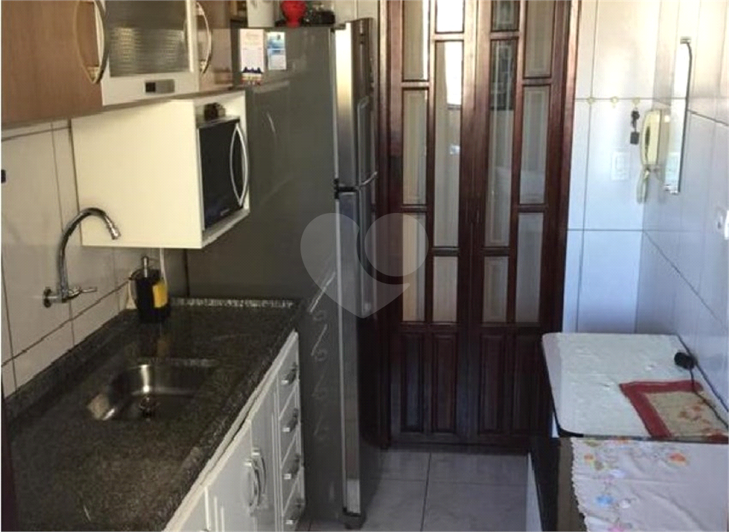 Apartamento à venda com 2 quartos, 59m² - Foto 9