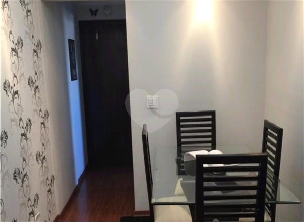 Apartamento à venda com 2 quartos, 59m² - Foto 4