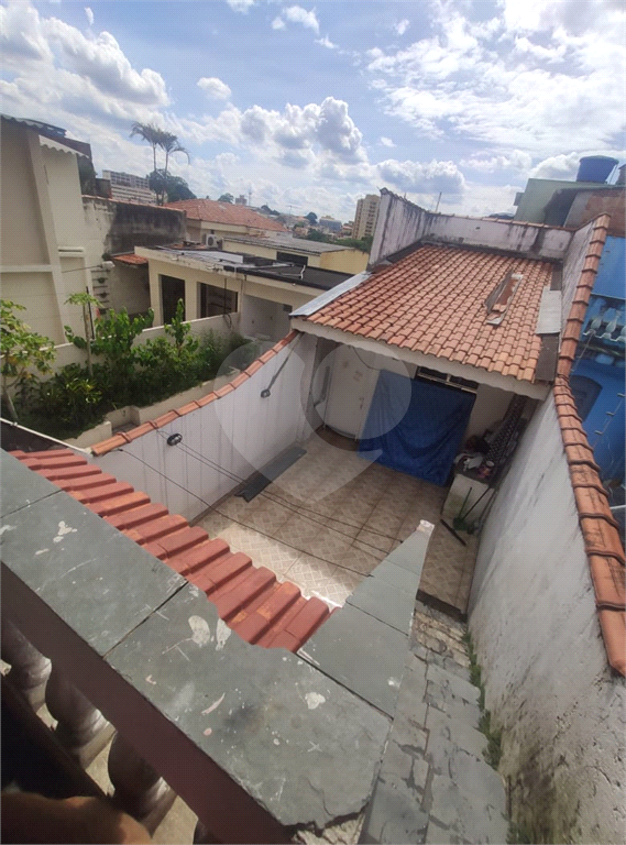 Sobrado-Oportunidade para ponto comercial 
