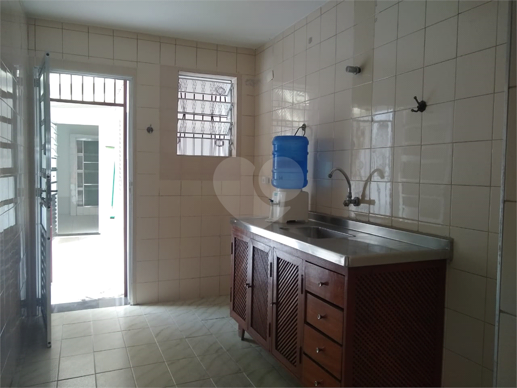 Sobrado à venda com 3 quartos, 190m² - Foto 29