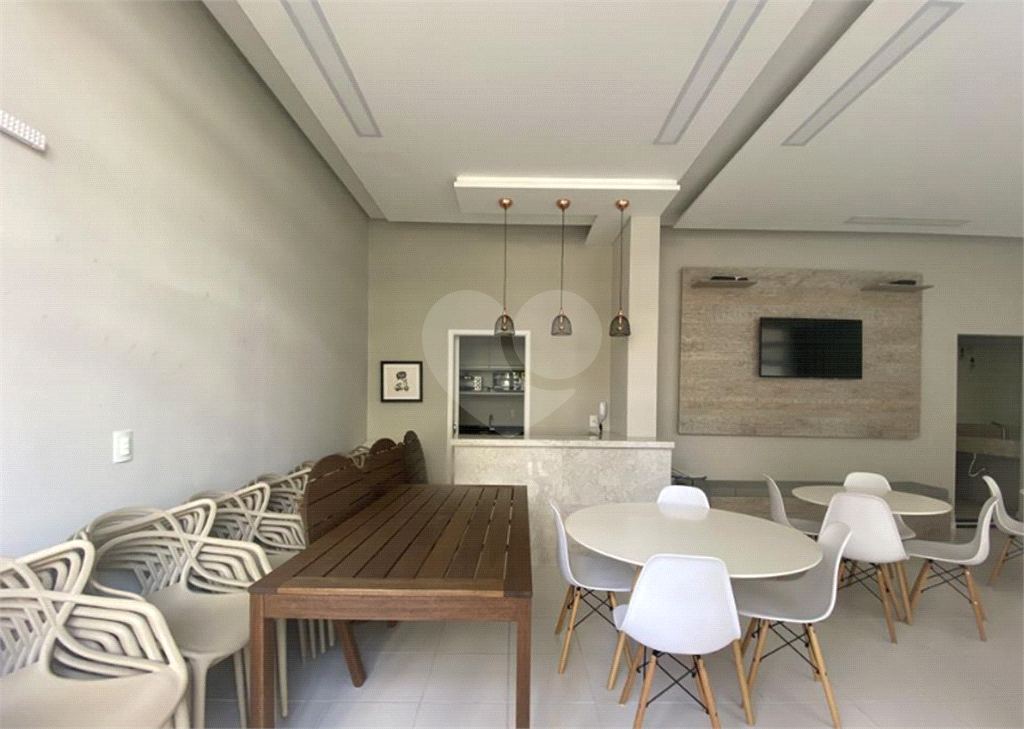 APARTAMENTO em SANTANA