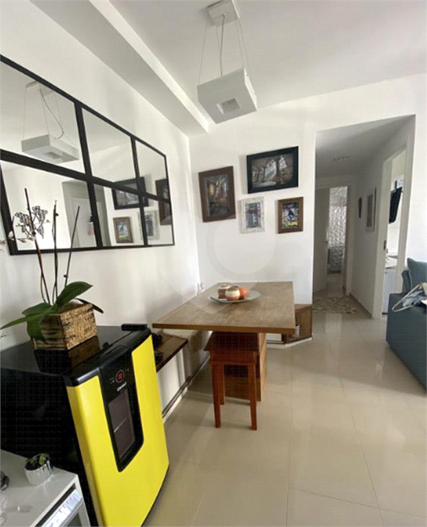 APARTAMENTO em SANTANA