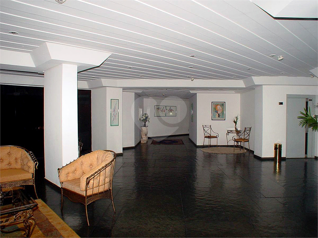 APARTAMENTO em BROOKLIN