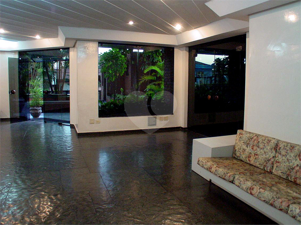 APARTAMENTO em BROOKLIN