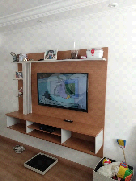 Apartamento reformado no Bairro do Limão