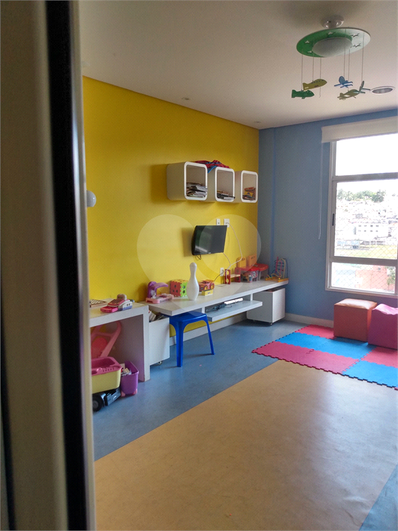 Apartamento reformado no Bairro do Limão