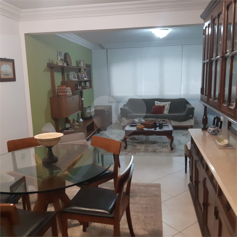 Apartamento à venda com 3 quartos, 180m² - Foto 4