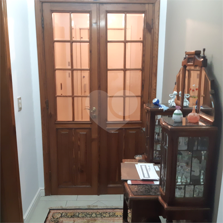 Apartamento à venda com 3 quartos, 180m² - Foto 7