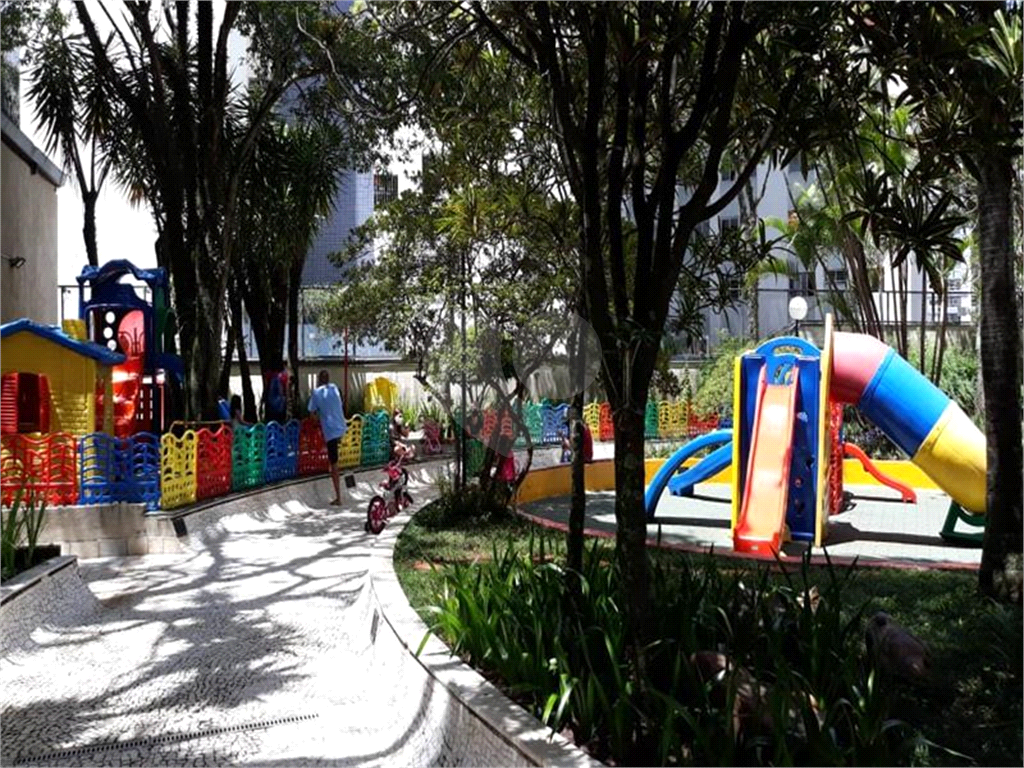 Apartamento à venda com 3 quartos, 180m² - Foto 34