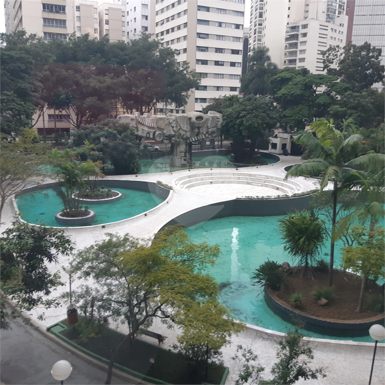 Apartamento à venda com 3 quartos, 180m² - Foto 37