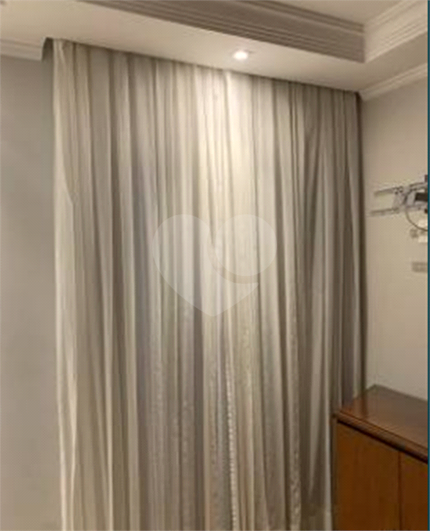 Amplo apartamento com 104 metros, na Região da Av Santa Inês, com 3 dormitórios, sendo uma suítes.