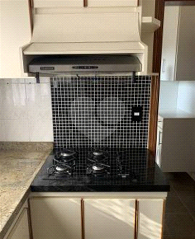 Amplo apartamento com 104 metros, na Região da Av Santa Inês, com 3 dormitórios, sendo uma suítes.