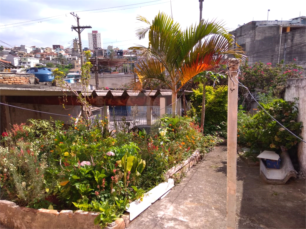 Terreno Enorme com duas casas na Casa Verde