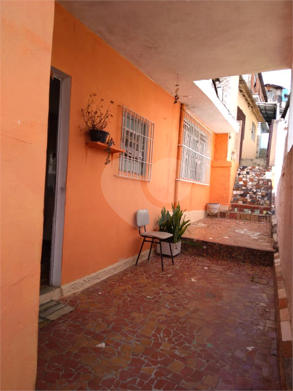 Terreno Enorme com duas casas na Casa Verde