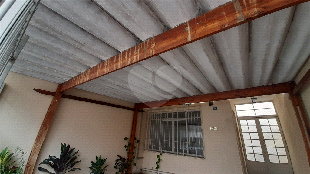 Casa a venda na Vila Galvão, com 3 quartos , 2 vagas de garagem . Próximo ao Lago dos Patos 