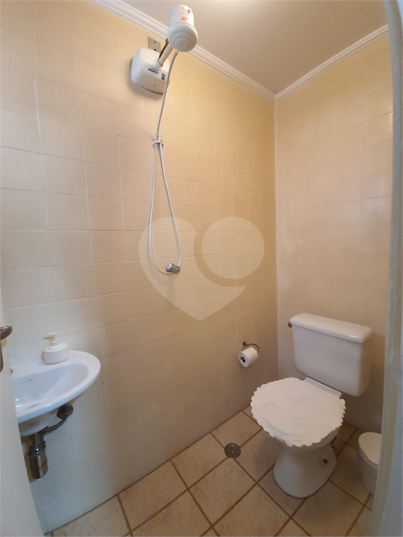 Sobrado, ótima localização, 