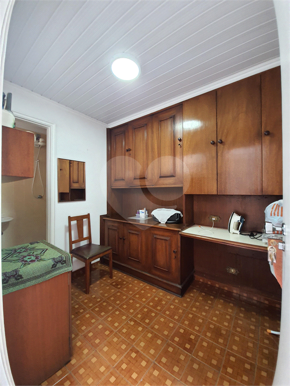 Sobrado, ótima localização, 