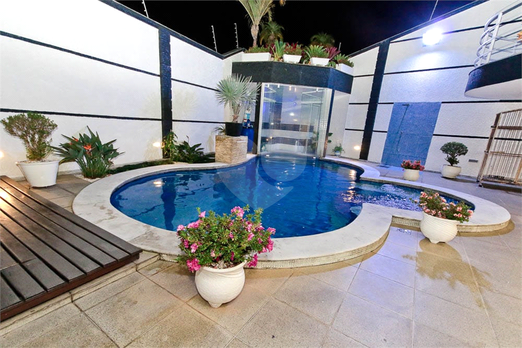 Sobrado alto padrão no  Jardim Leonor Mendes de Barros, 4 suítes, piscina