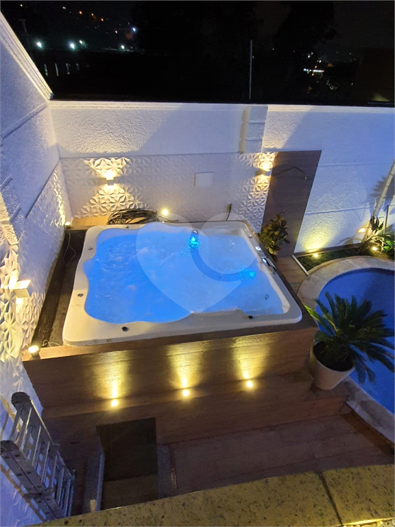 Sobrado alto padrão no  Jardim Leonor Mendes de Barros, 4 suítes, piscina