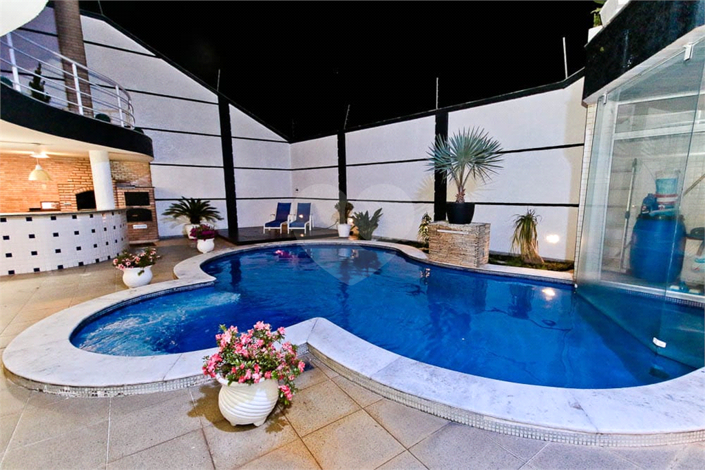 Sobrado alto padrão no  Jardim Leonor Mendes de Barros, 4 suítes, piscina