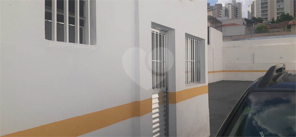 Aluga ou vende estacionamento e loja 