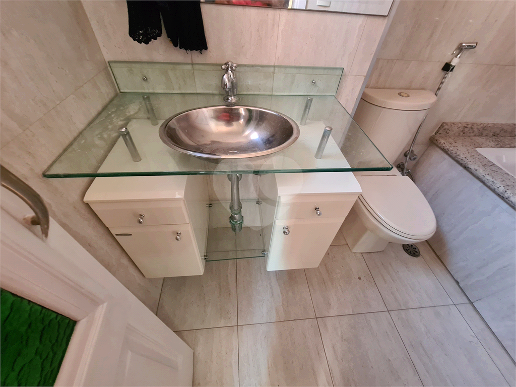 Apartamento à venda com 6 quartos, 98m² - Foto 3