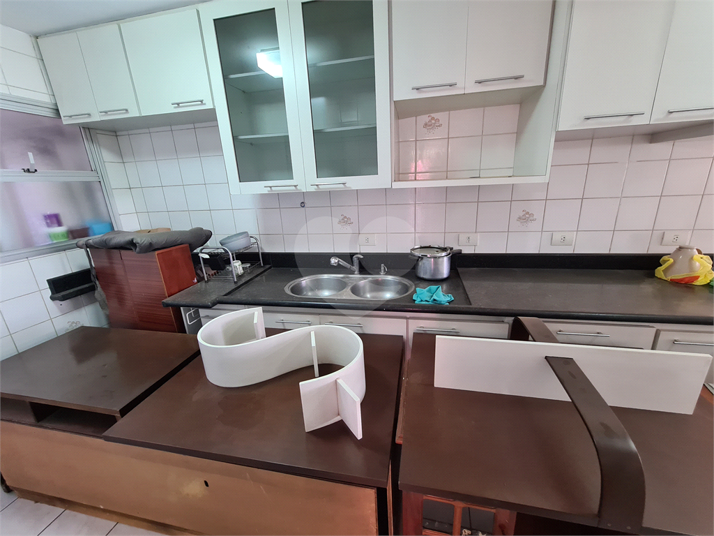 Apartamento à venda com 6 quartos, 98m² - Foto 25