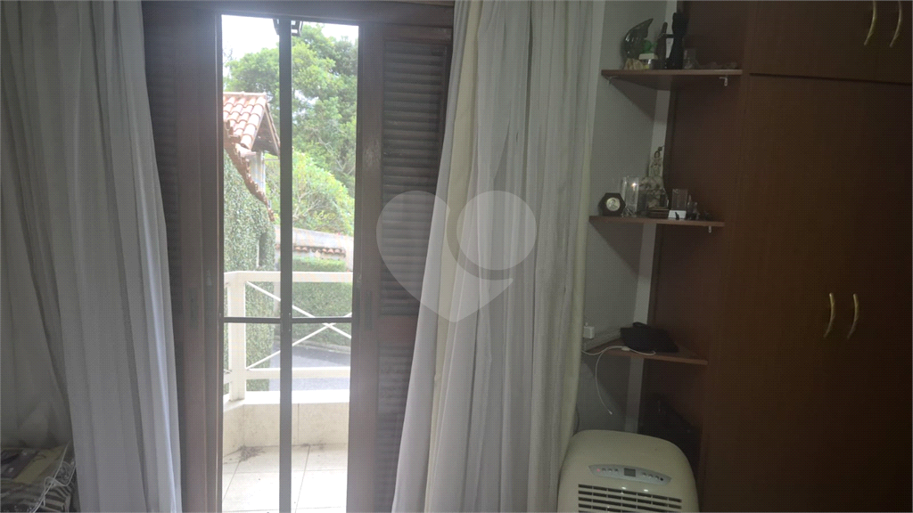 Casa em condominio com linda vista para Serra da Cantareira 