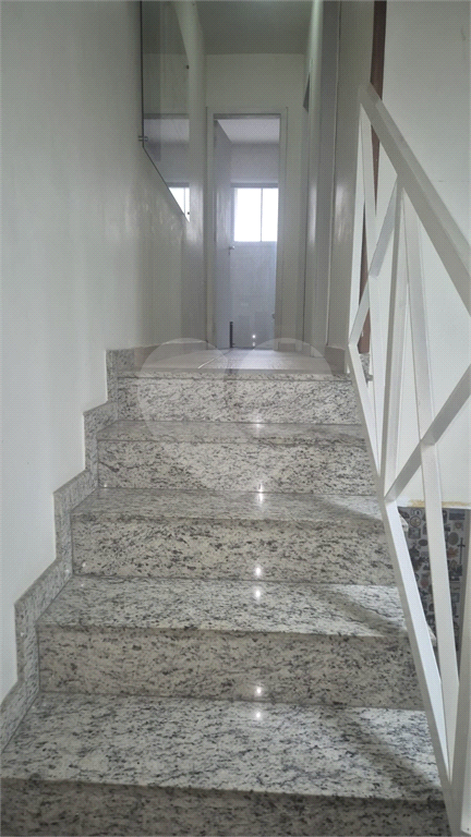 Casa em condominio com linda vista para Serra da Cantareira 