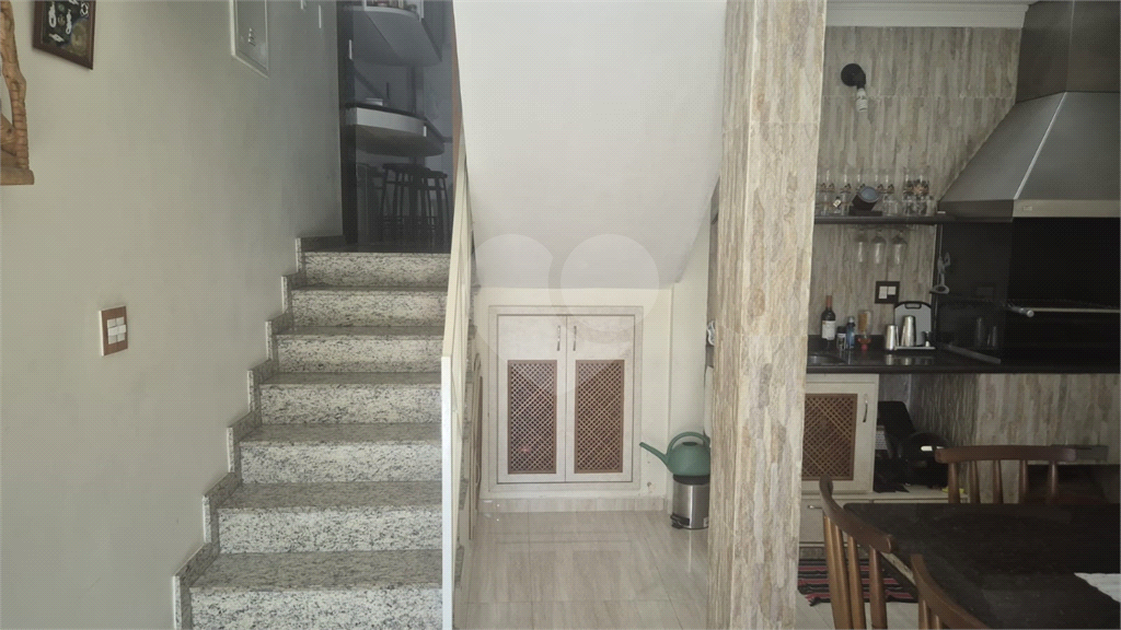 Casa em condominio com linda vista para Serra da Cantareira 