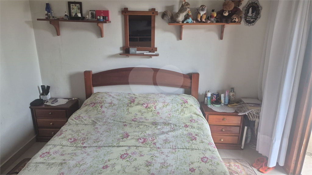 Casa em condominio com linda vista para Serra da Cantareira 