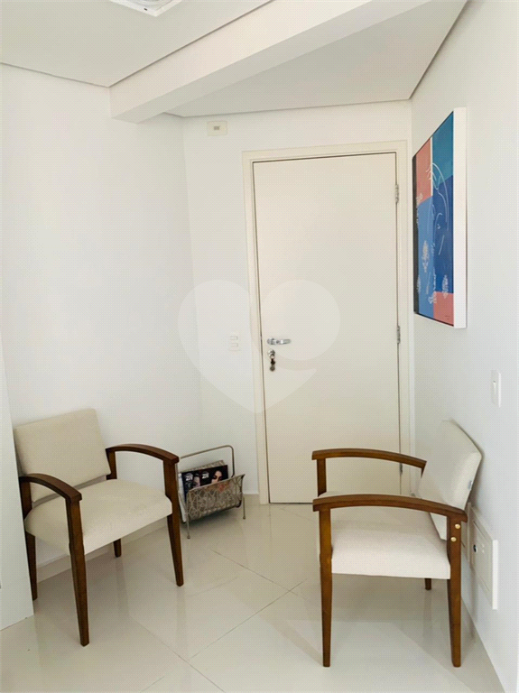 Sala Comercial Decorada! Impecável!