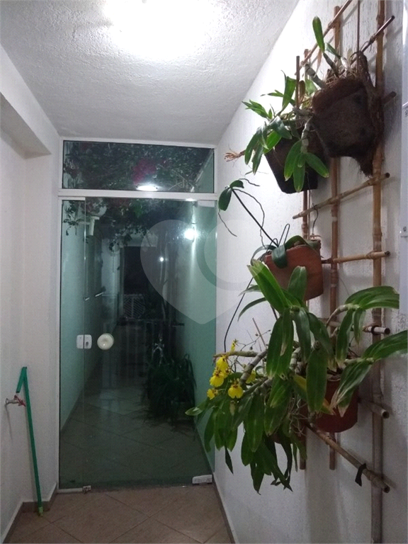 SOBRADO TRIPLEX JARDIM SANTA MENA