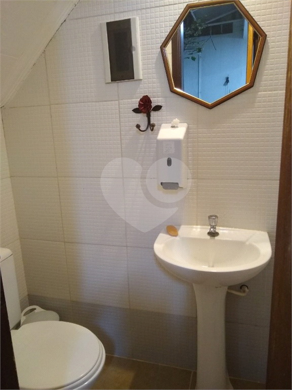 SOBRADO TRIPLEX JARDIM SANTA MENA