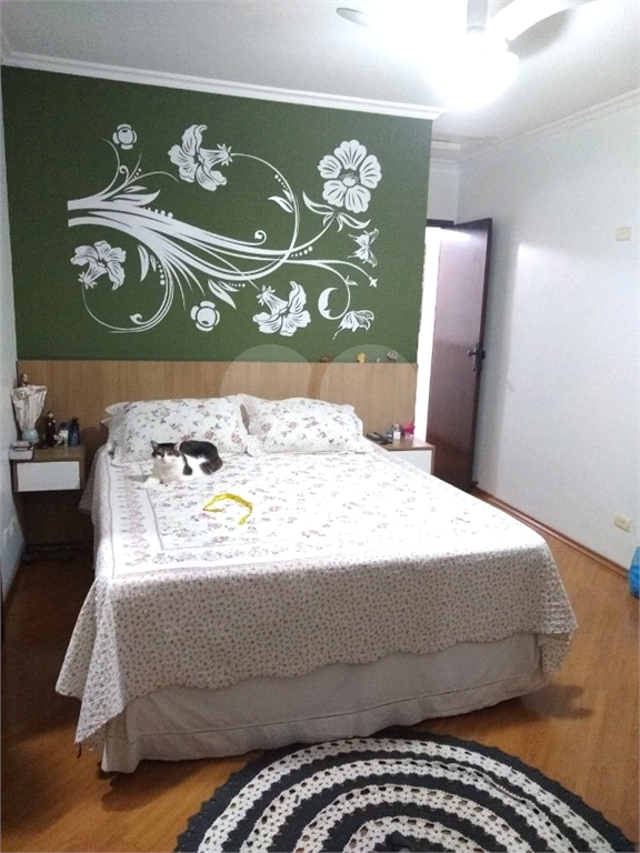 SOBRADO TRIPLEX JARDIM SANTA MENA