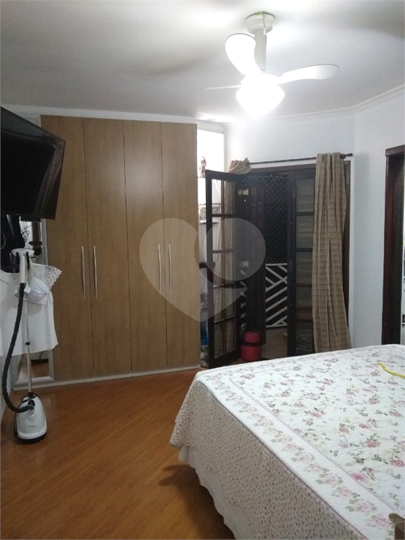 SOBRADO TRIPLEX JARDIM SANTA MENA