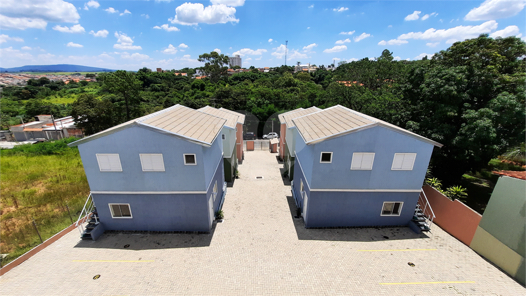 CONDOMÍNIO em LOPES DE OLIVEIRA
