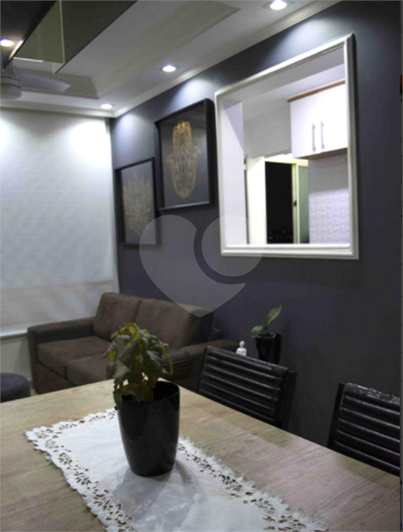 APARTAMENTO em CASA VERDE